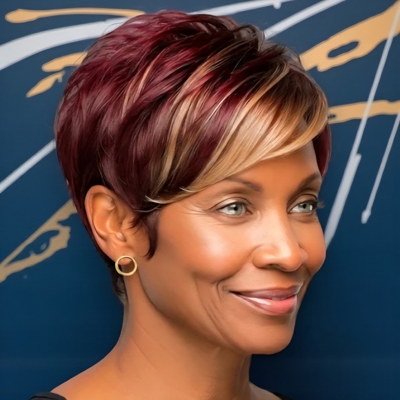 🆕️Versatile OT Buckle Two-Tone Hoop Earrings | 18K Gold Plated Stainless Steel - Picture 7 of 15